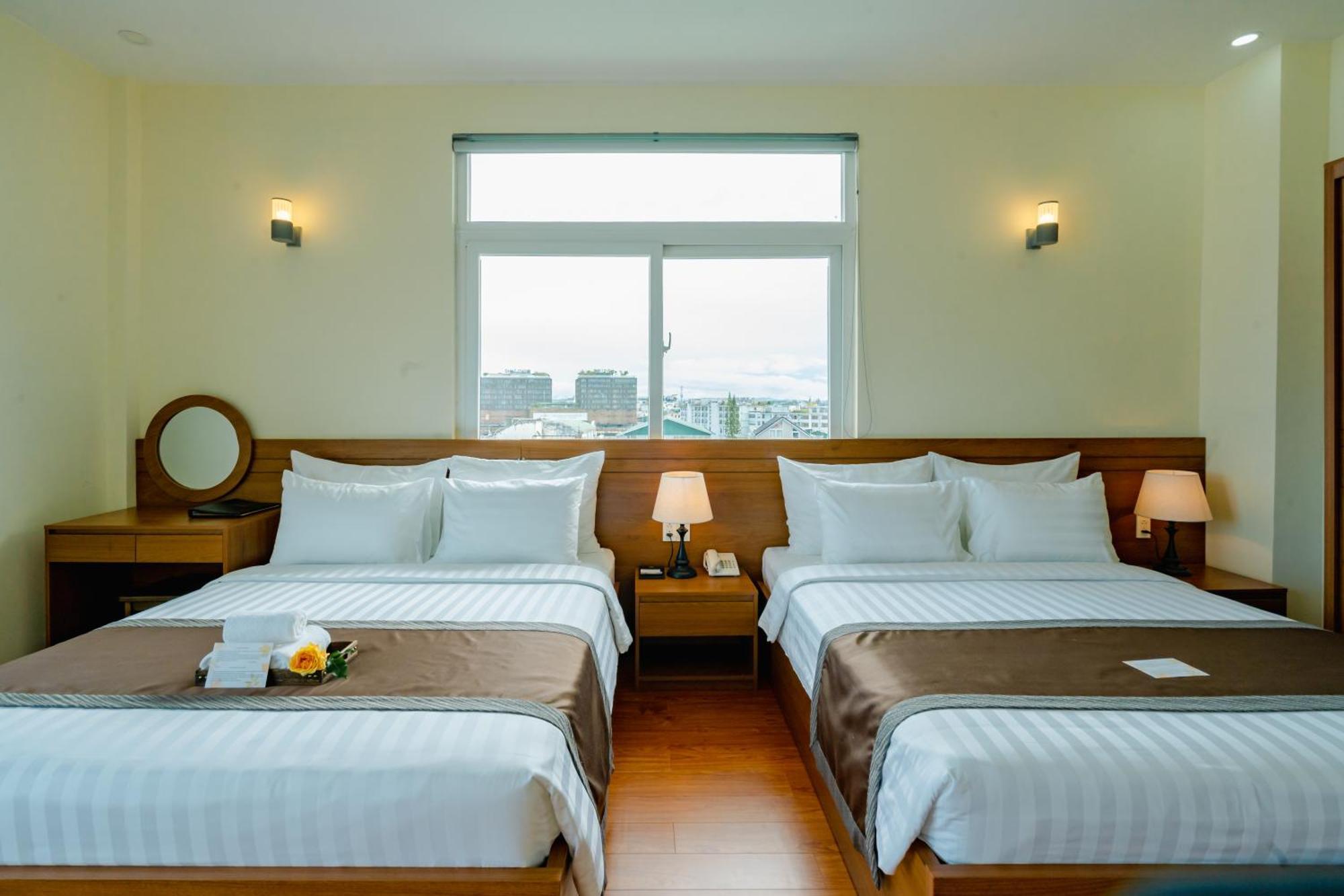 Bombo Dalat Hotel Екстериор снимка